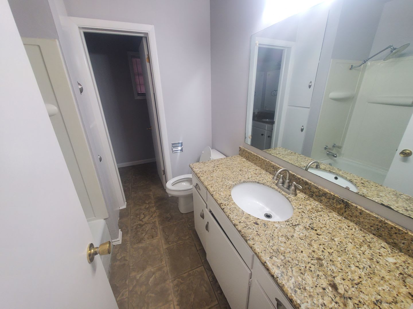 Nice 4 bedroom 1.5 bath home close to U of A and I-49 – photo 3