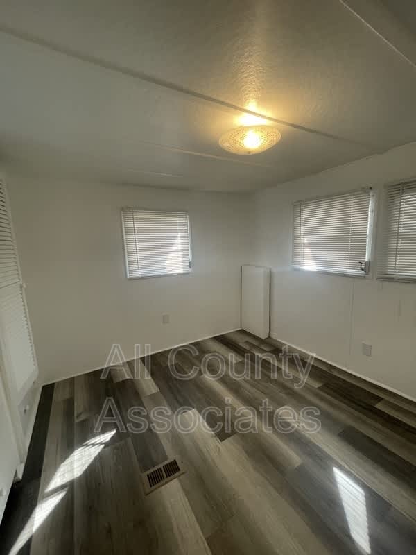 2132 Kepner Dr – photo 5