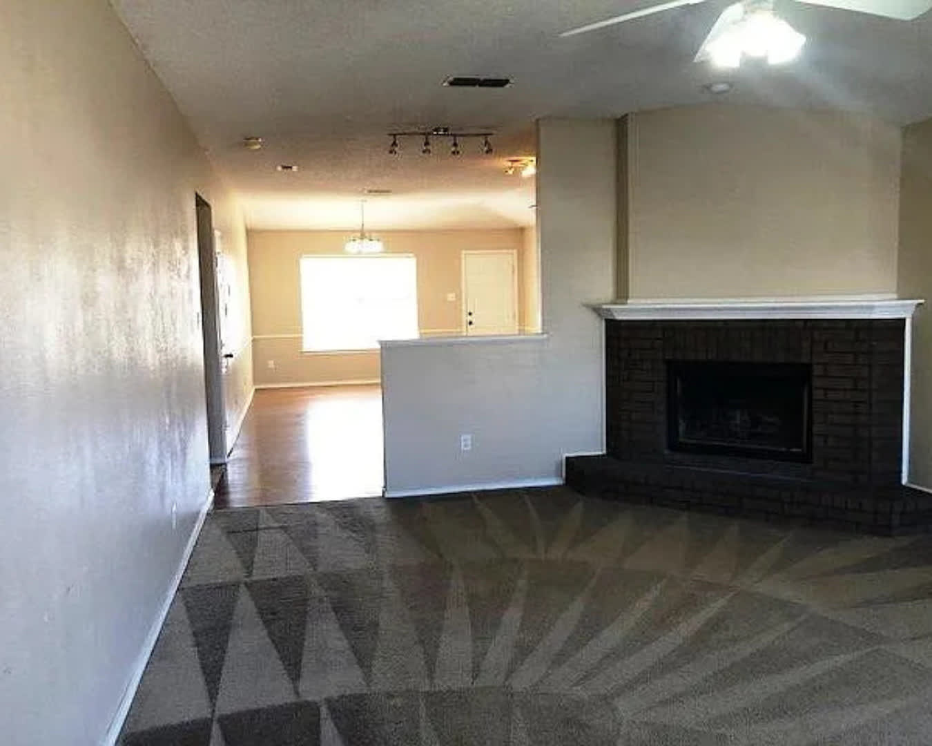 6113 17Th St – photo 2