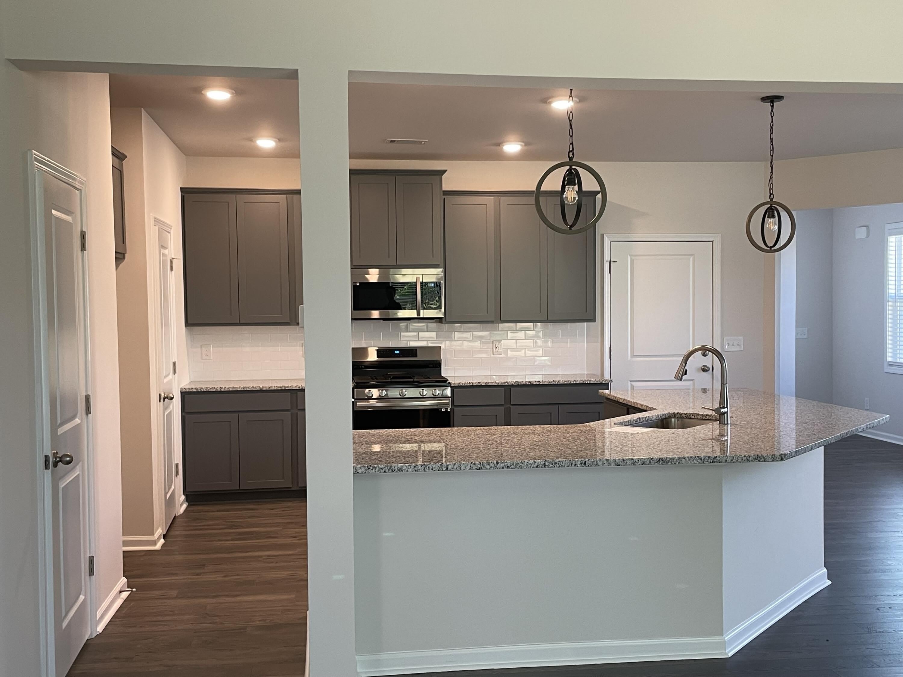 715 Courtland Drive – photo 4