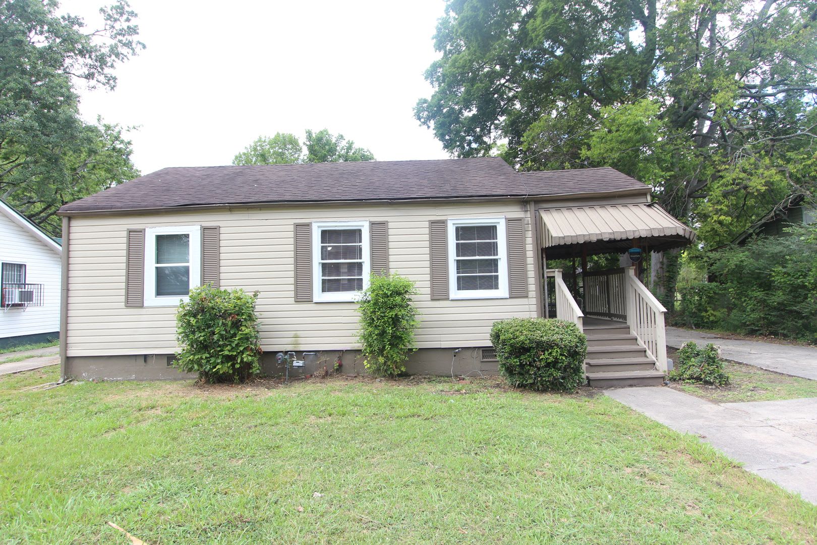 New On The Market! Fresh New Updates!! Better Hurry To See This One!! – photo 1