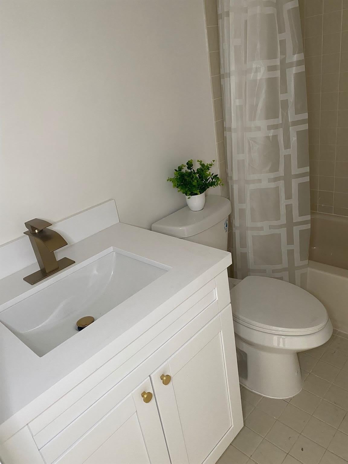 11266 SW 12th Street – photo 4