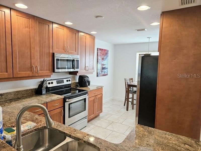 6618 7TH AVENUE Circle W – photo 2