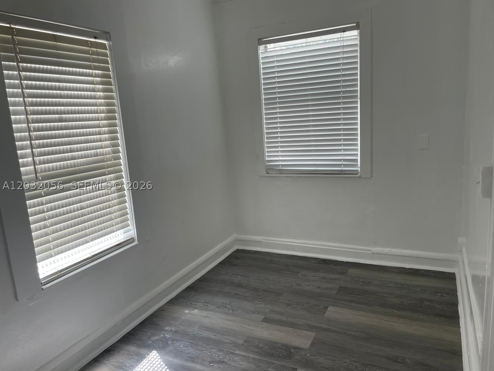 817 4Th St – photo 5