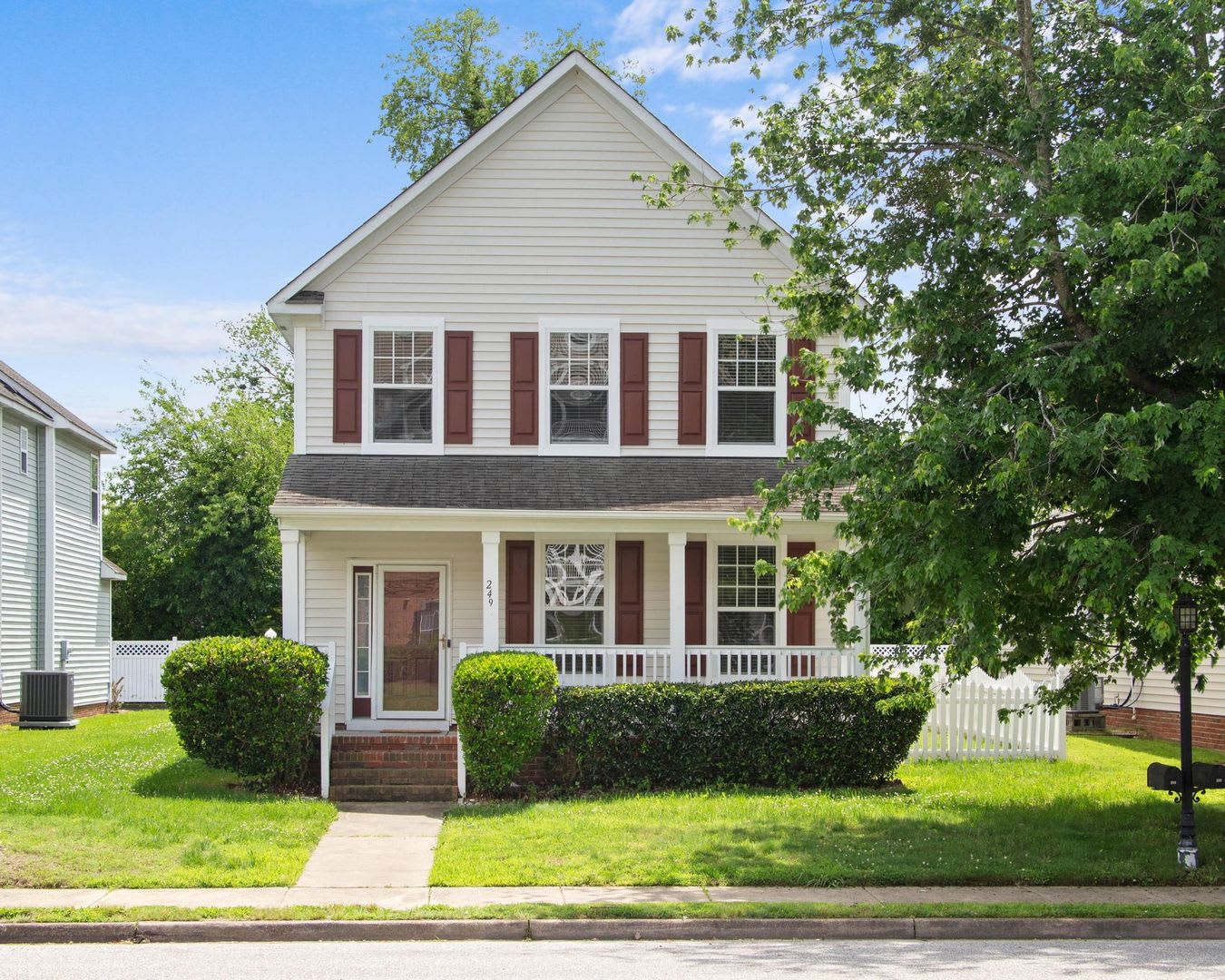 249 W Gilbert Street – photo 1