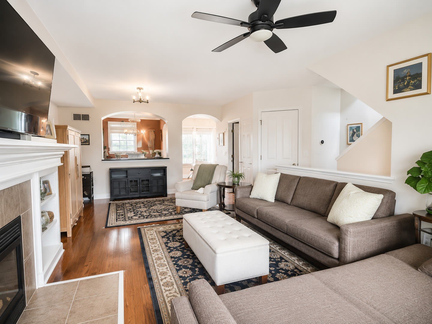 120 Lakeshore Drive – photo 4