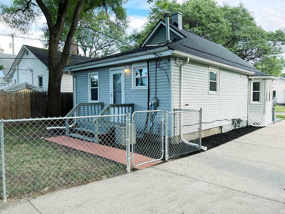 46 W Evelyn Ave – photo 2