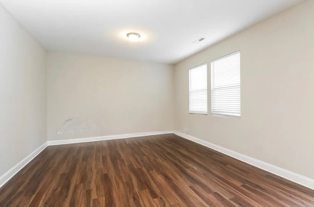 516 Leland St – photo 5
