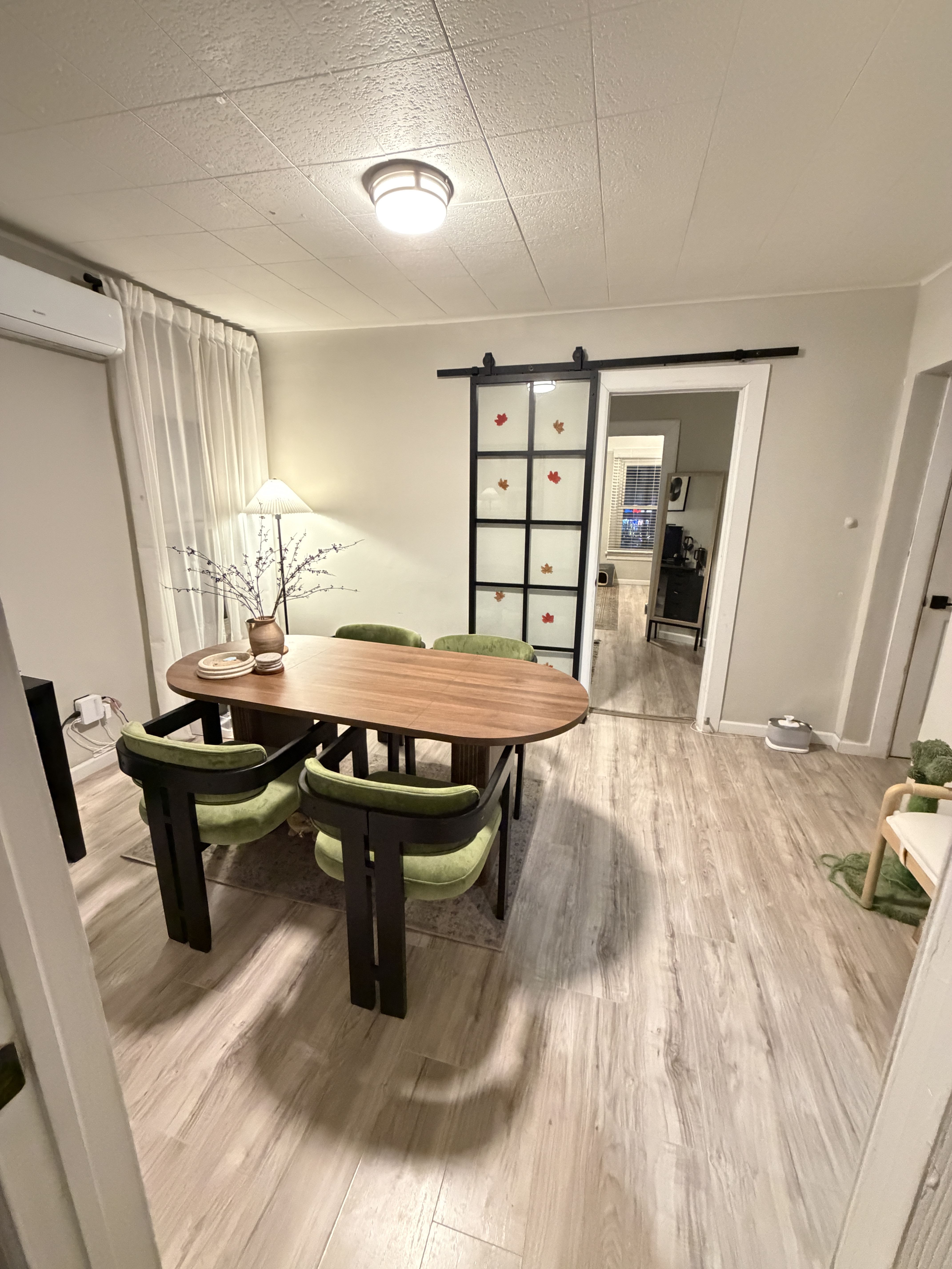 13269 Metropolitan Ave – photo 4