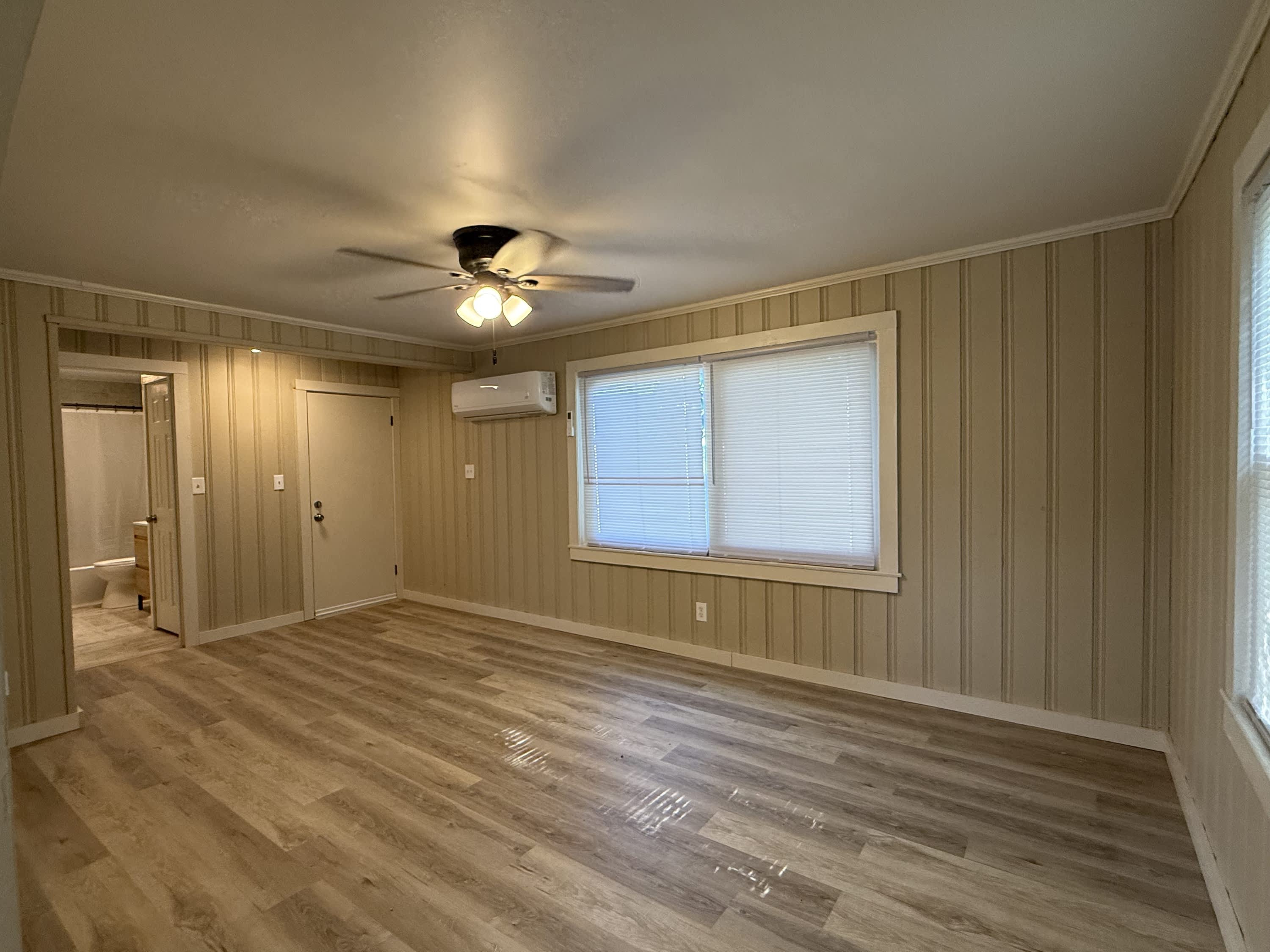 937 Vine Street Rearn A – photo 3