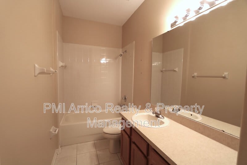 4027 Langdrum Dr – photo 1