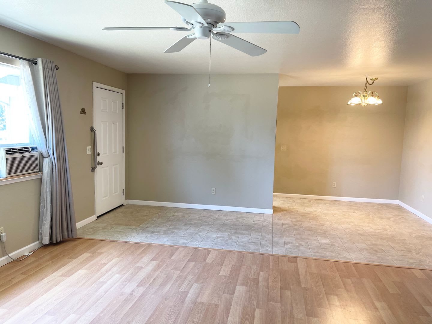 Centrally Located 3 Bedroom Duplex in Windsor with a Single Car Garage! – photo 3