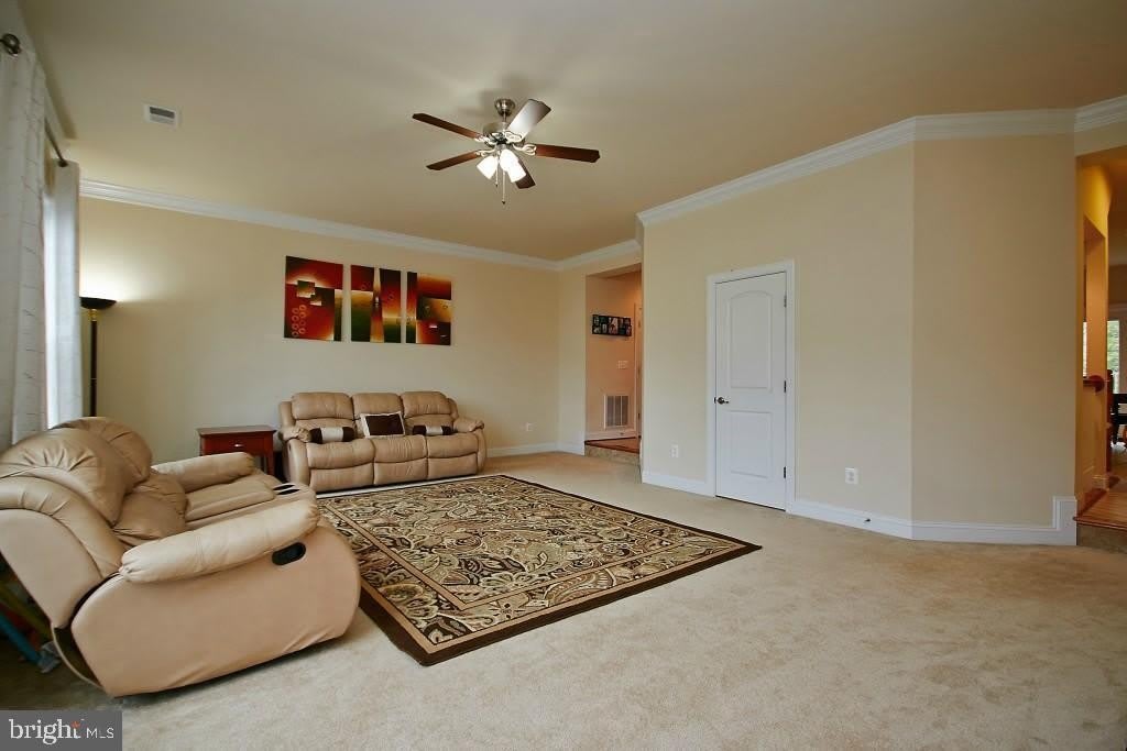 22233 FALLING Terrace – photo 4