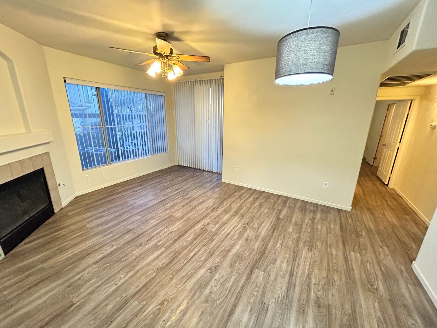 Charming 2 Bedroom 2 Bath Gated Condo Nestled In The Beautiful Southwest Area Close To Durango Station Casino Uncommons And Freeway – photo 5