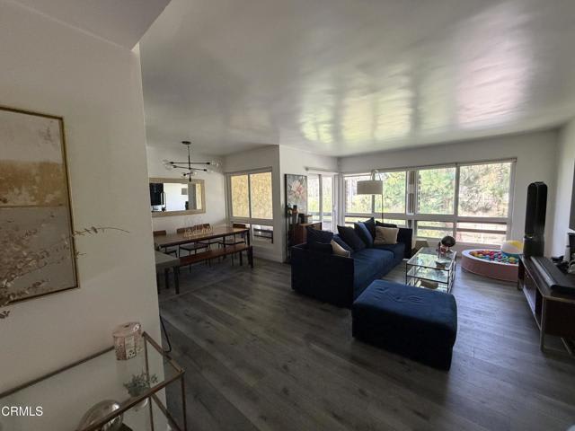 6250 Buckingham Parkway – photo 3