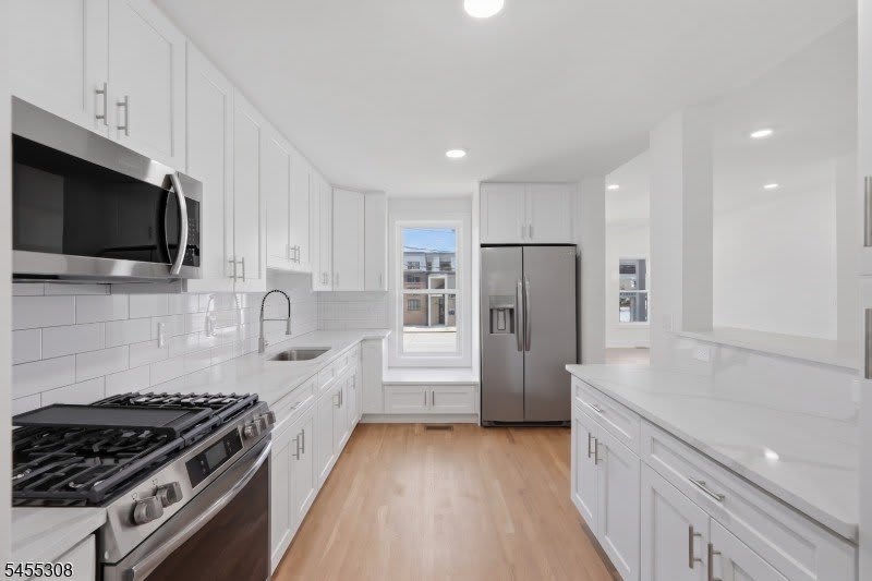 116 Valley St – photo 1