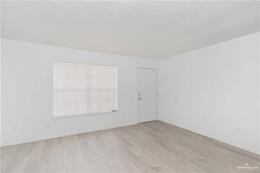 2201 S Jackson Road – photo 3