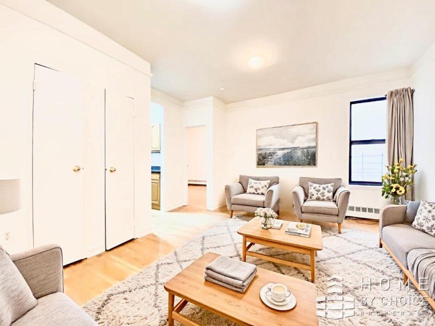 350 West 110Th Street – photo 1