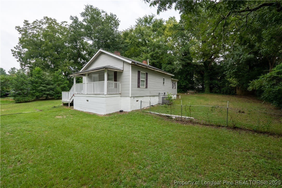 1913 Burnett Avenue – photo 2