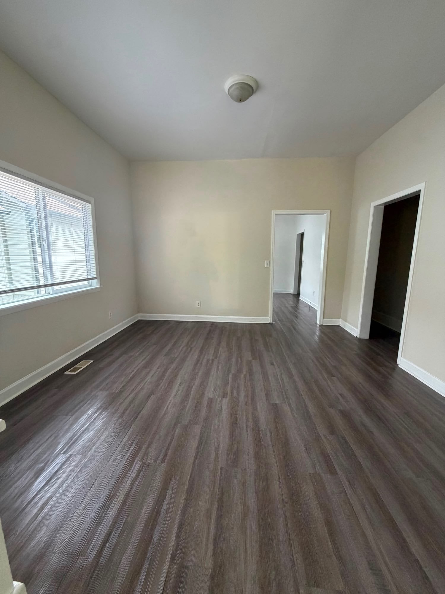 910 Chicamauga Avenue – photo 5