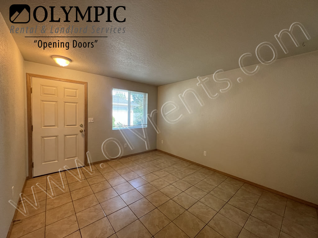 1245 Willow St SE – photo 4