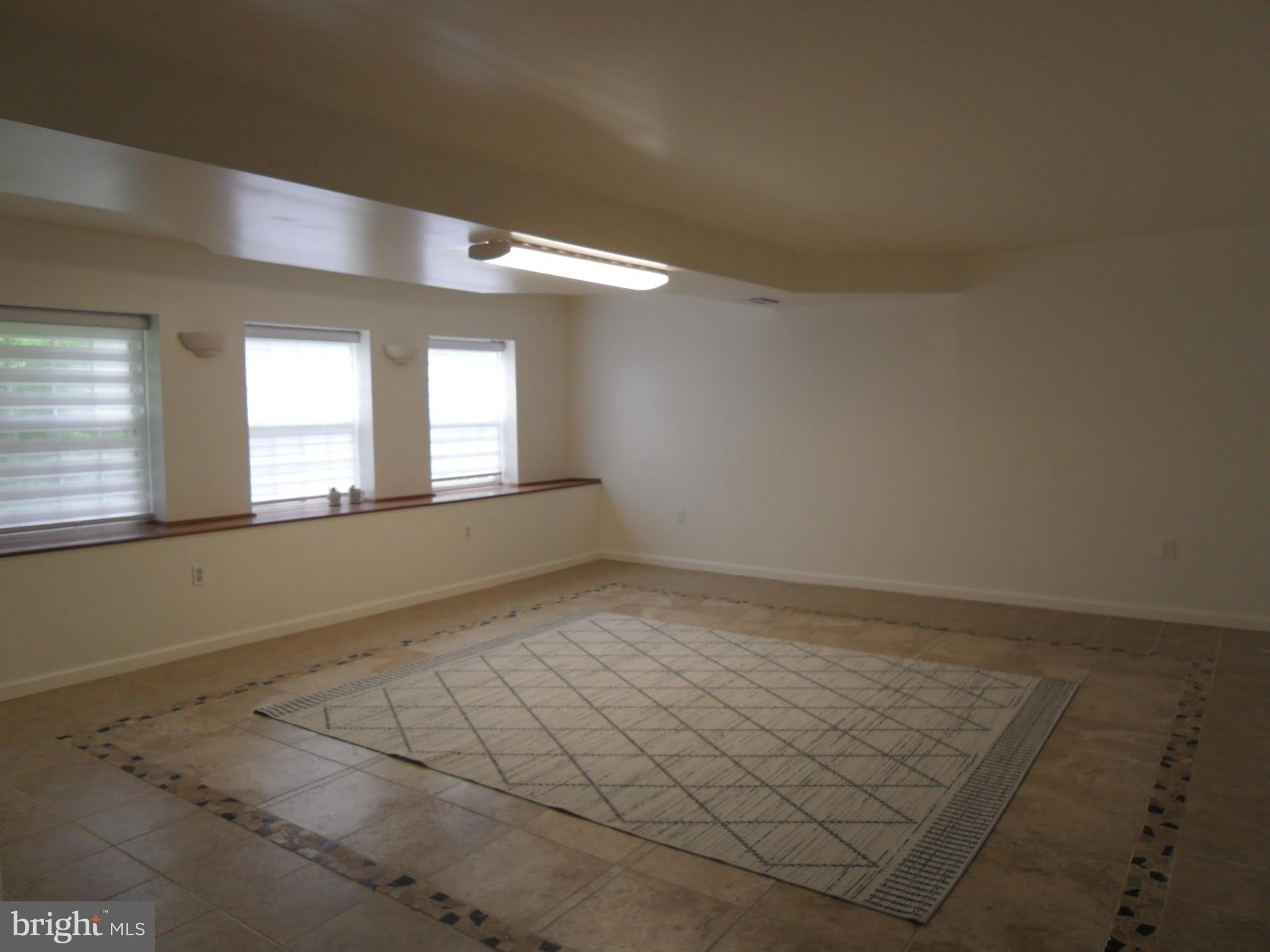 3339 GOVERNOR MARTIN Court – photo 2