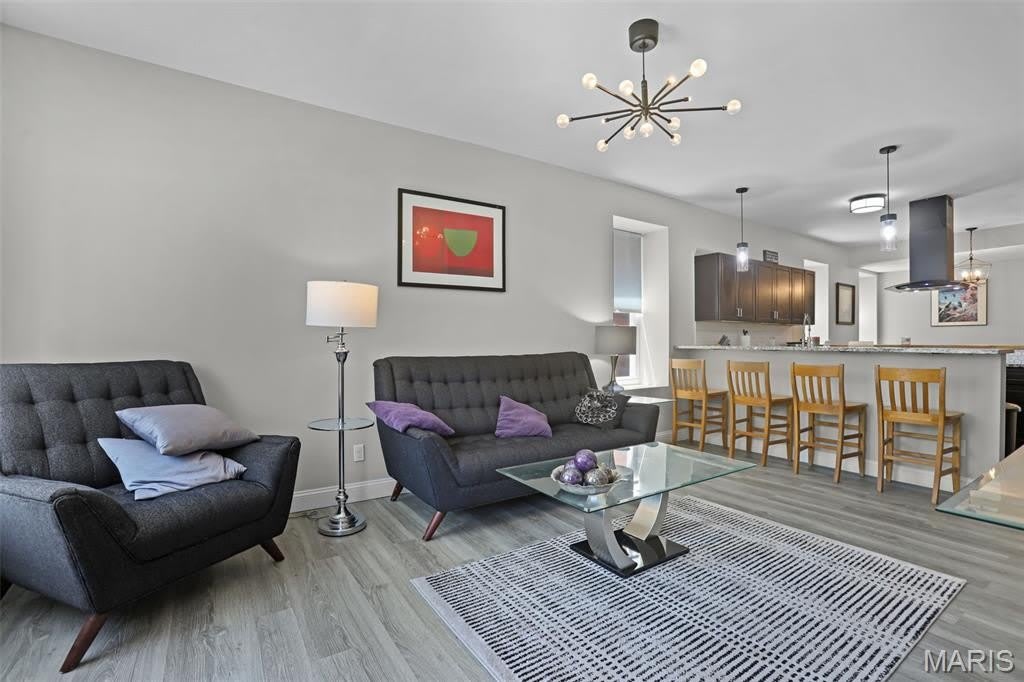 3637 S Compton Avenue – photo 4