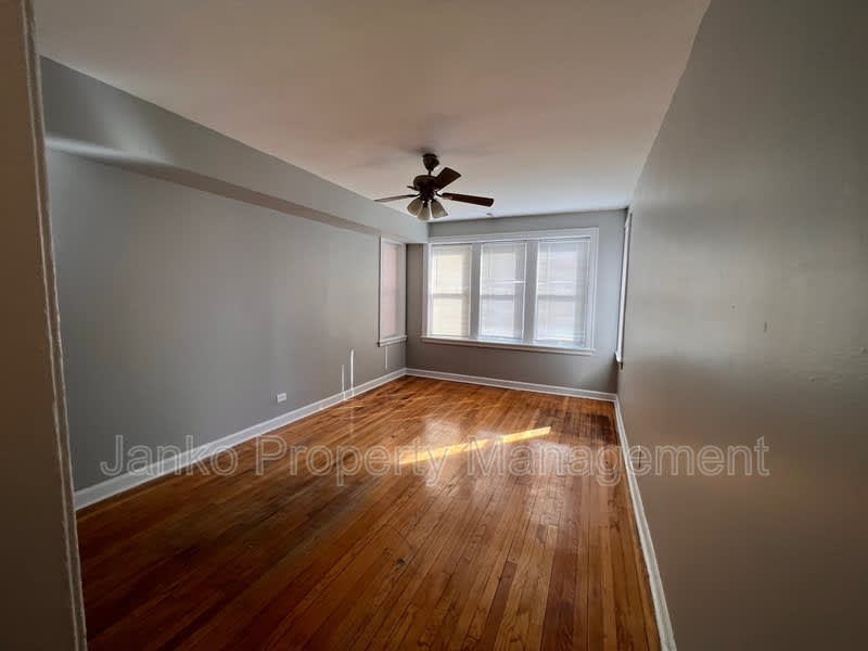 3725 W Grand Ave – photo 4
