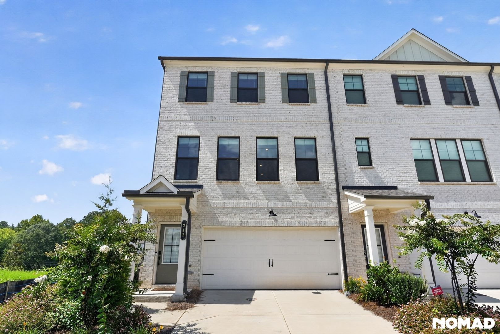 Luxurious 3Br Townhome In Lawrenceville – photo 1