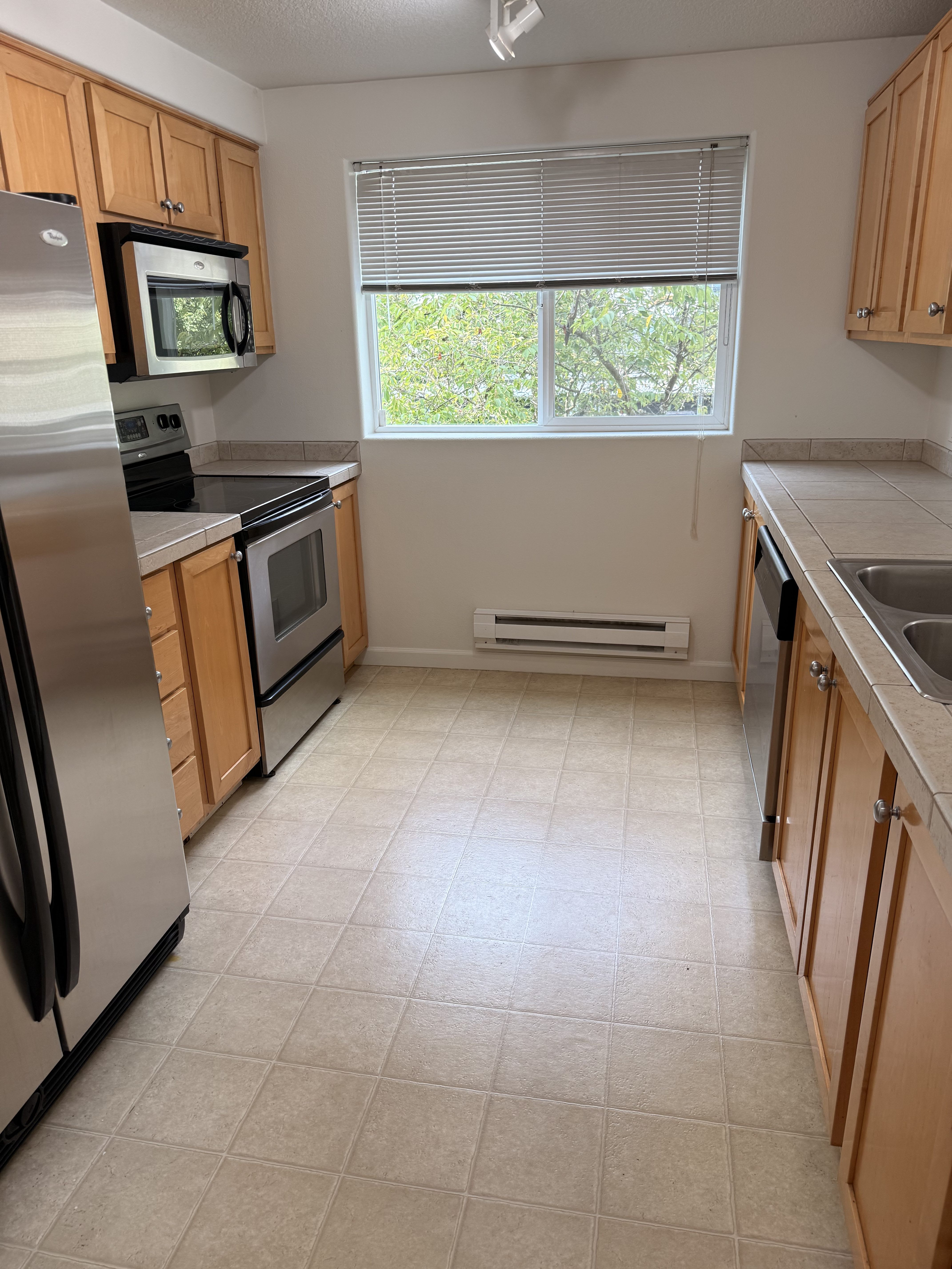 770 Nw 185th Ave – photo 4