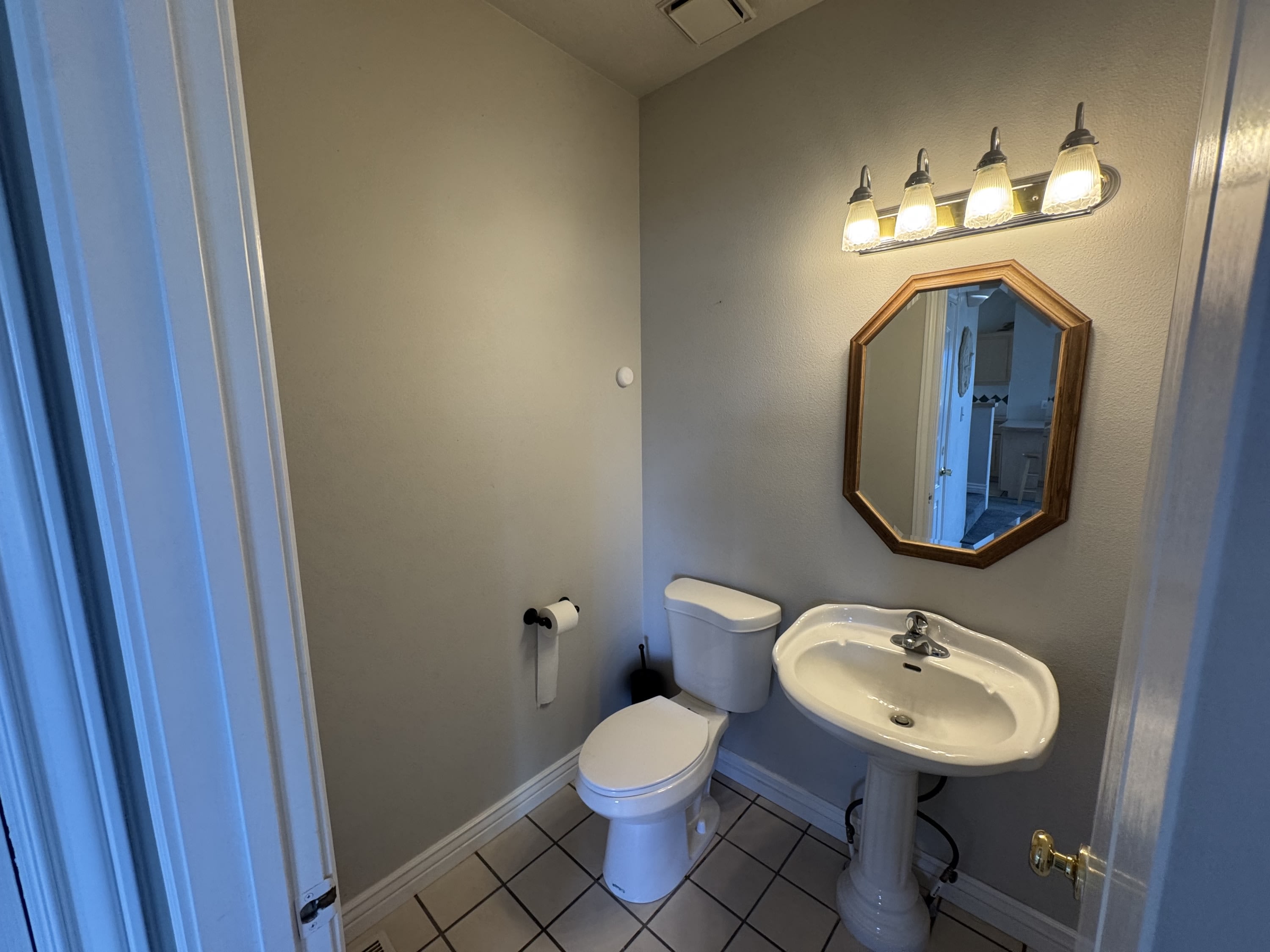 340 Rainbow Lane B – photo 5