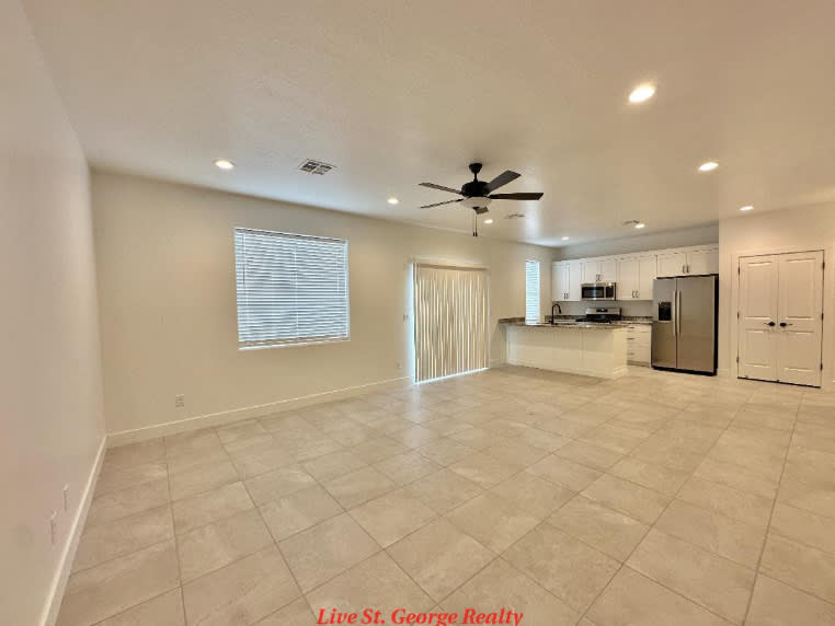 258 N 2470 W – photo 2
