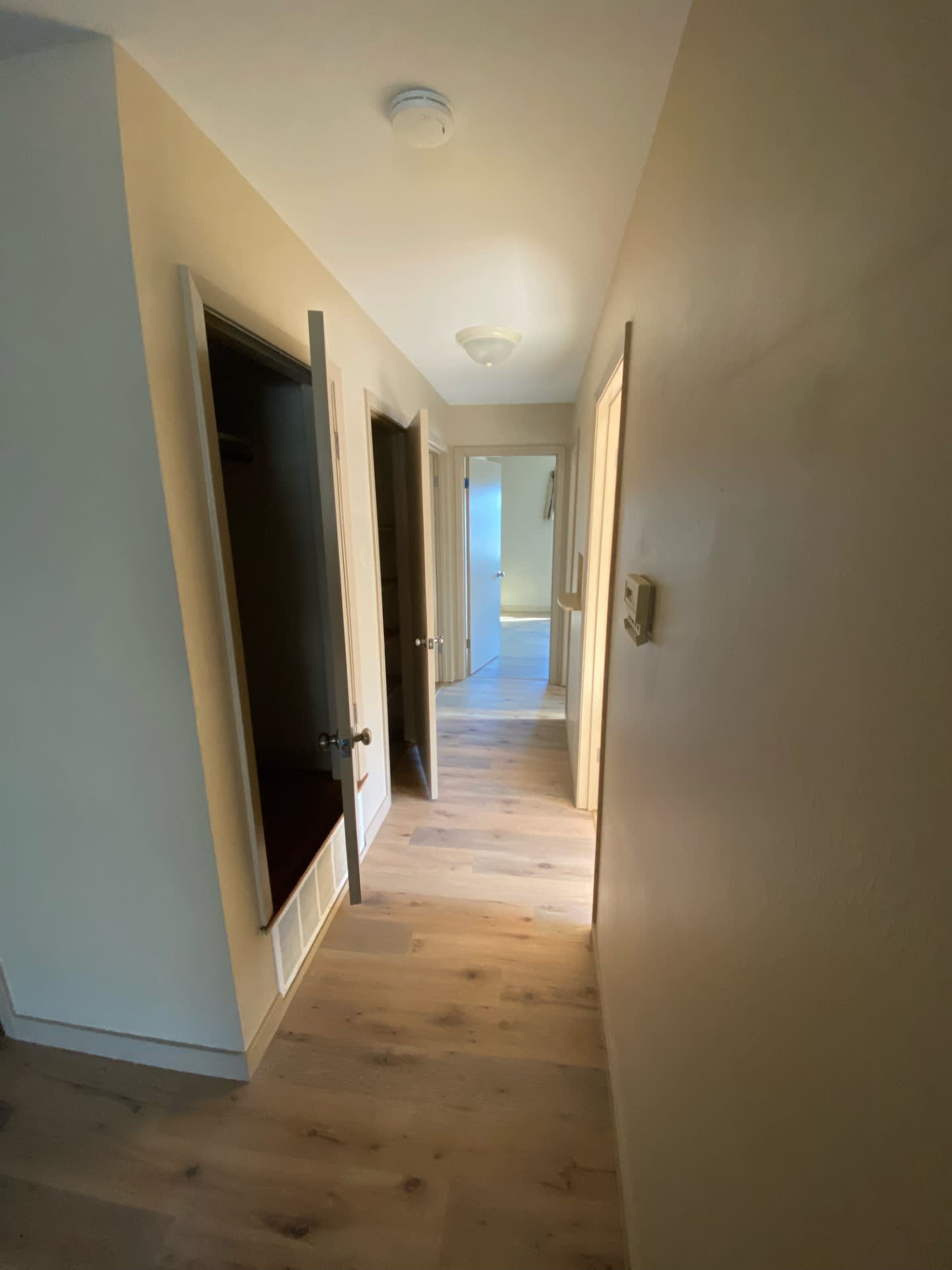 561 Miller Avenue – photo 4