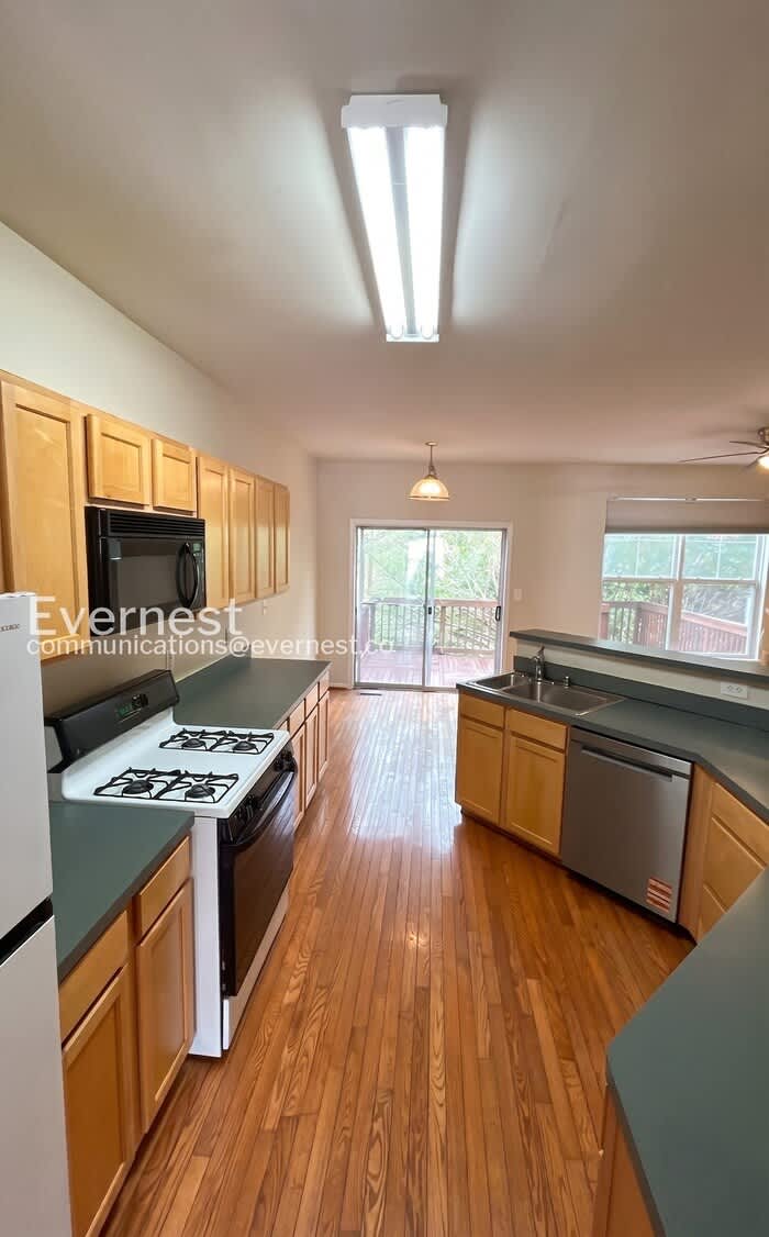 13422 Burrough Farm Drive – photo 4