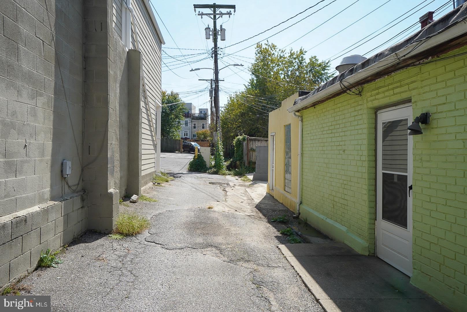 1501 LIGHT Street – photo 3