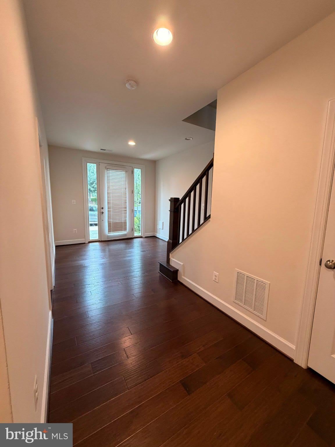 22992 BROOKSBANK Square – photo 3