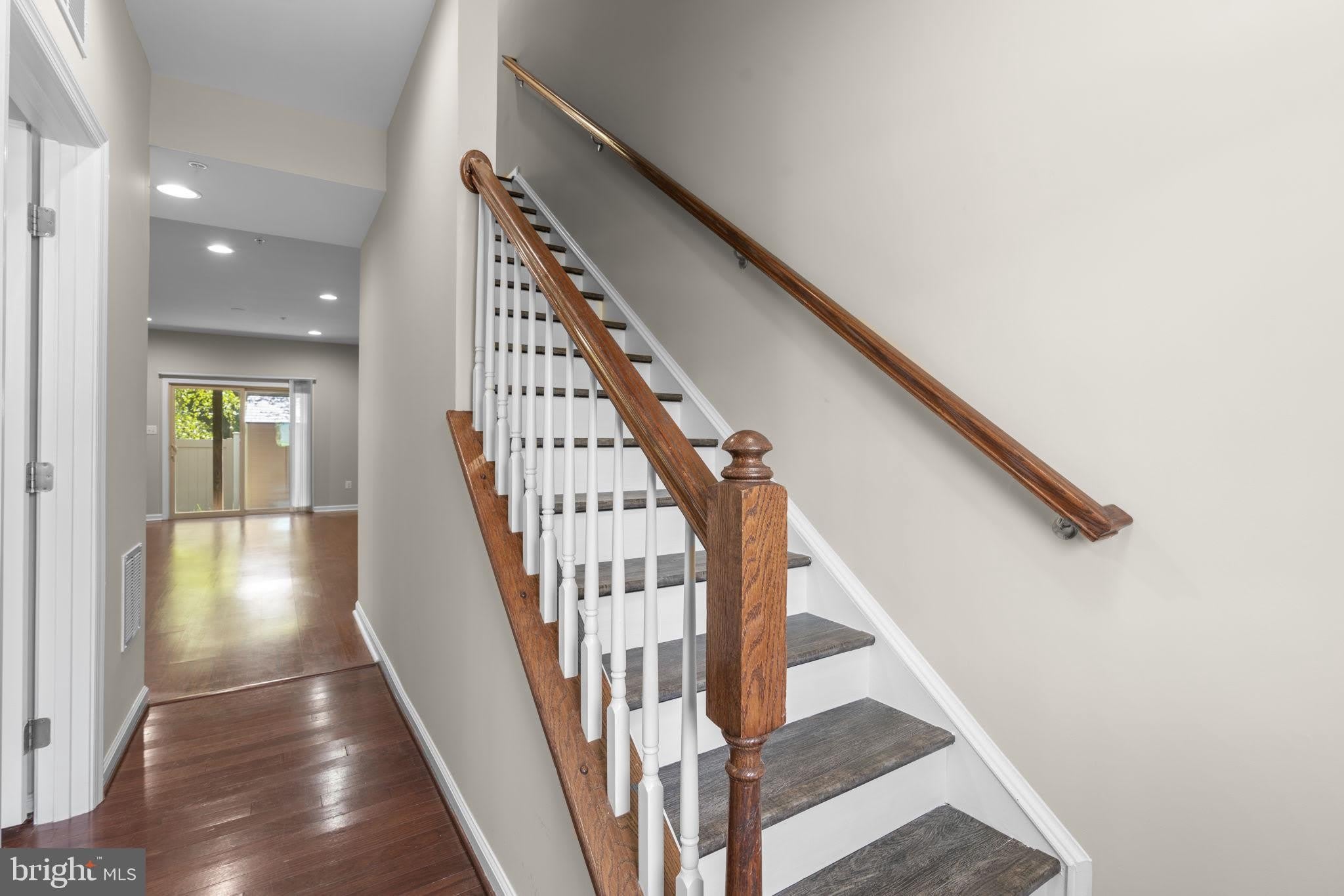 7315 OLD CALVARY Road – photo 3
