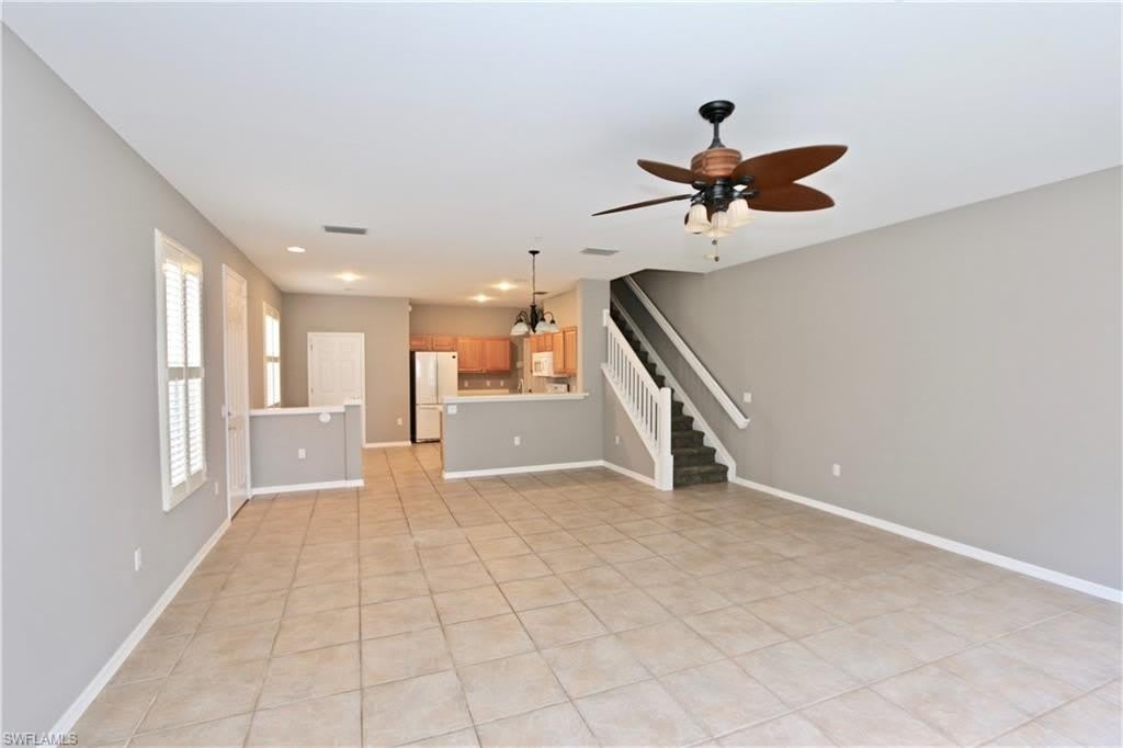 1055 Albany Ct – photo 5