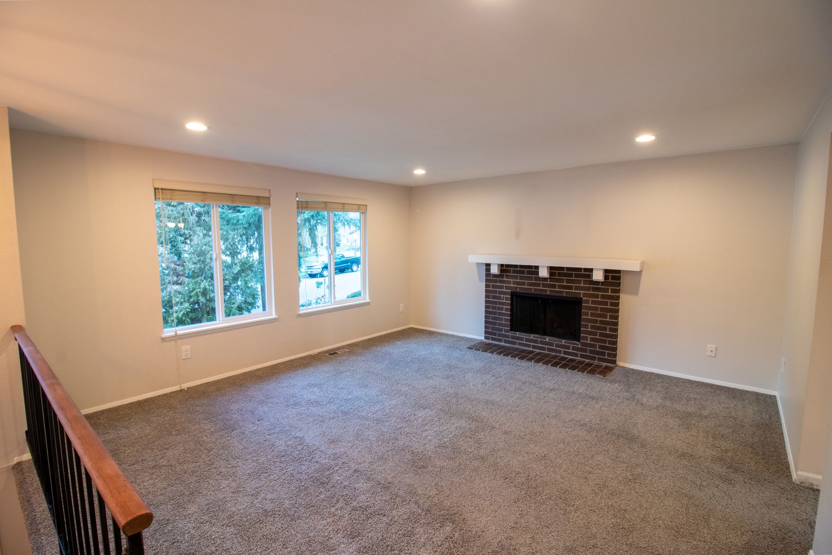 4Bd/1.75Ba Kirkland Home – photo 4