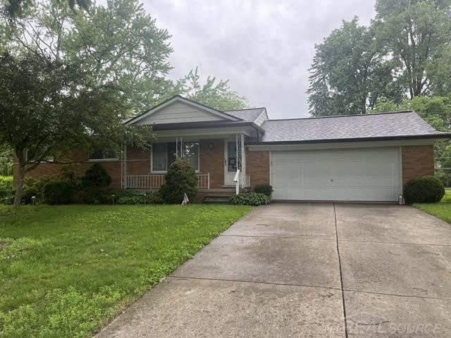 53039 Dryden Street – photo 1