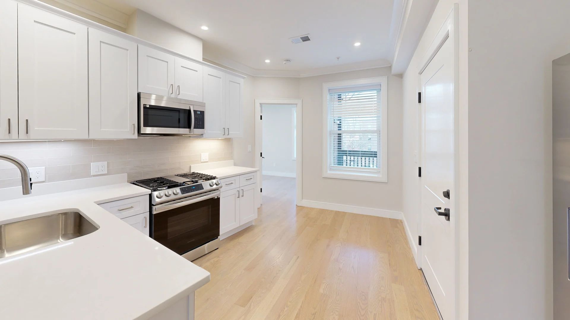 Gutted and Renovated 4 Bedroom Available (9/1/26) – photo 4
