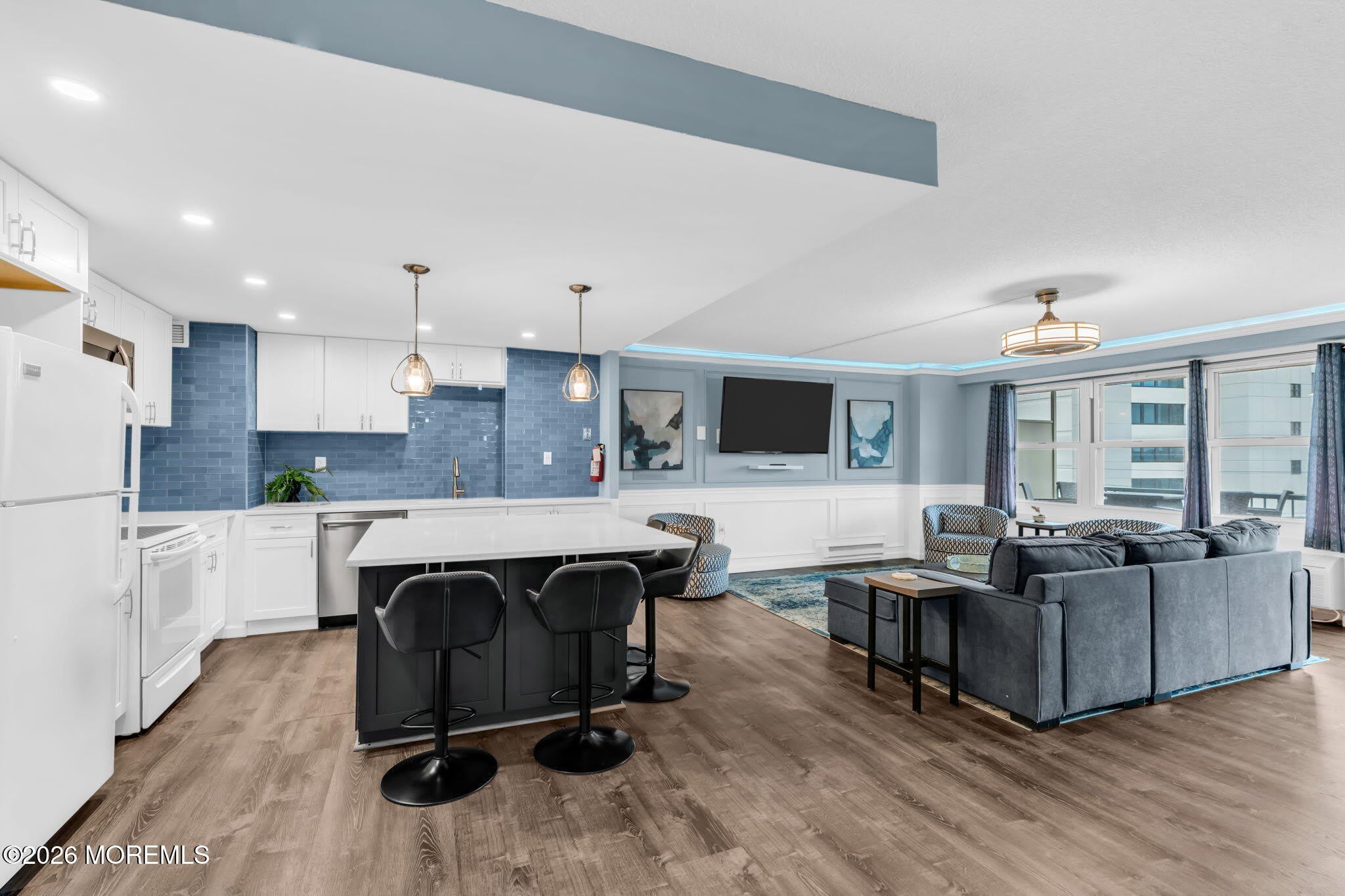 480 Ocean Boulevard – photo 2