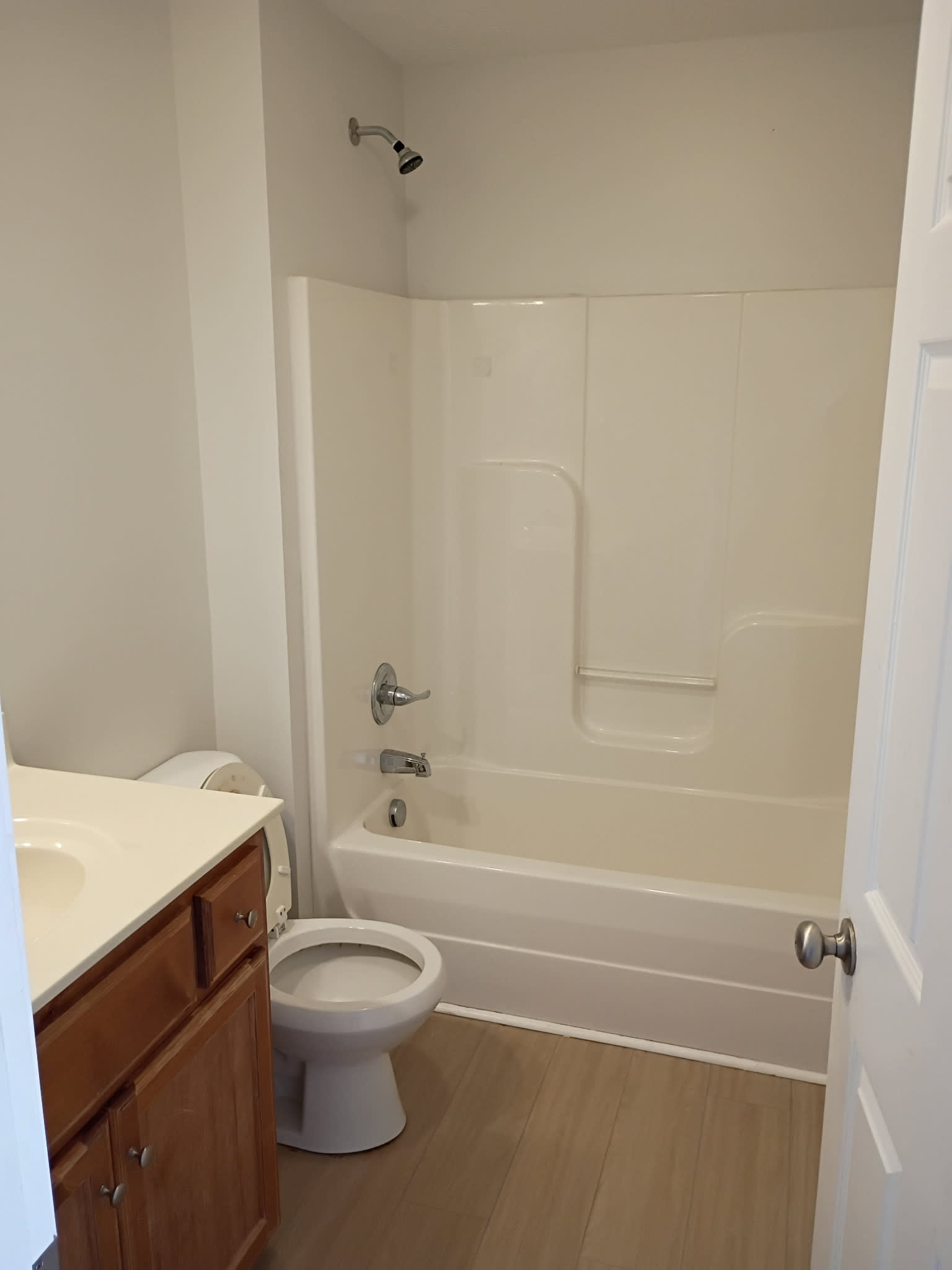 290 Creekwood Avenue – photo 4