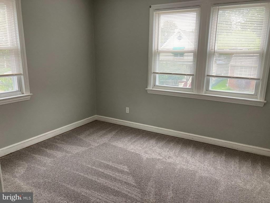 254 WYOMING AVENUE – photo 2