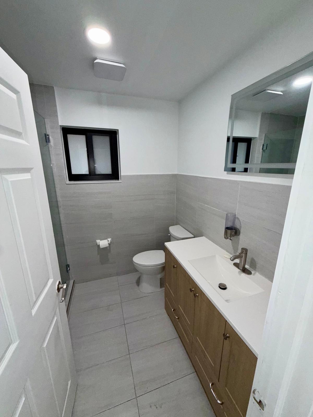 8945 Northwest 114th Street – photo 5