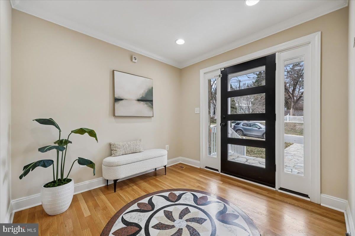 4902 DERUSSEY Parkway – photo 3