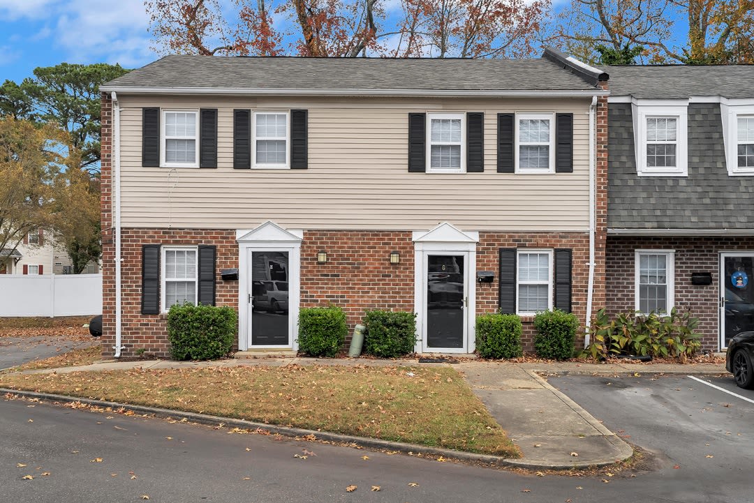 Riverstone Townhomes – photo 2