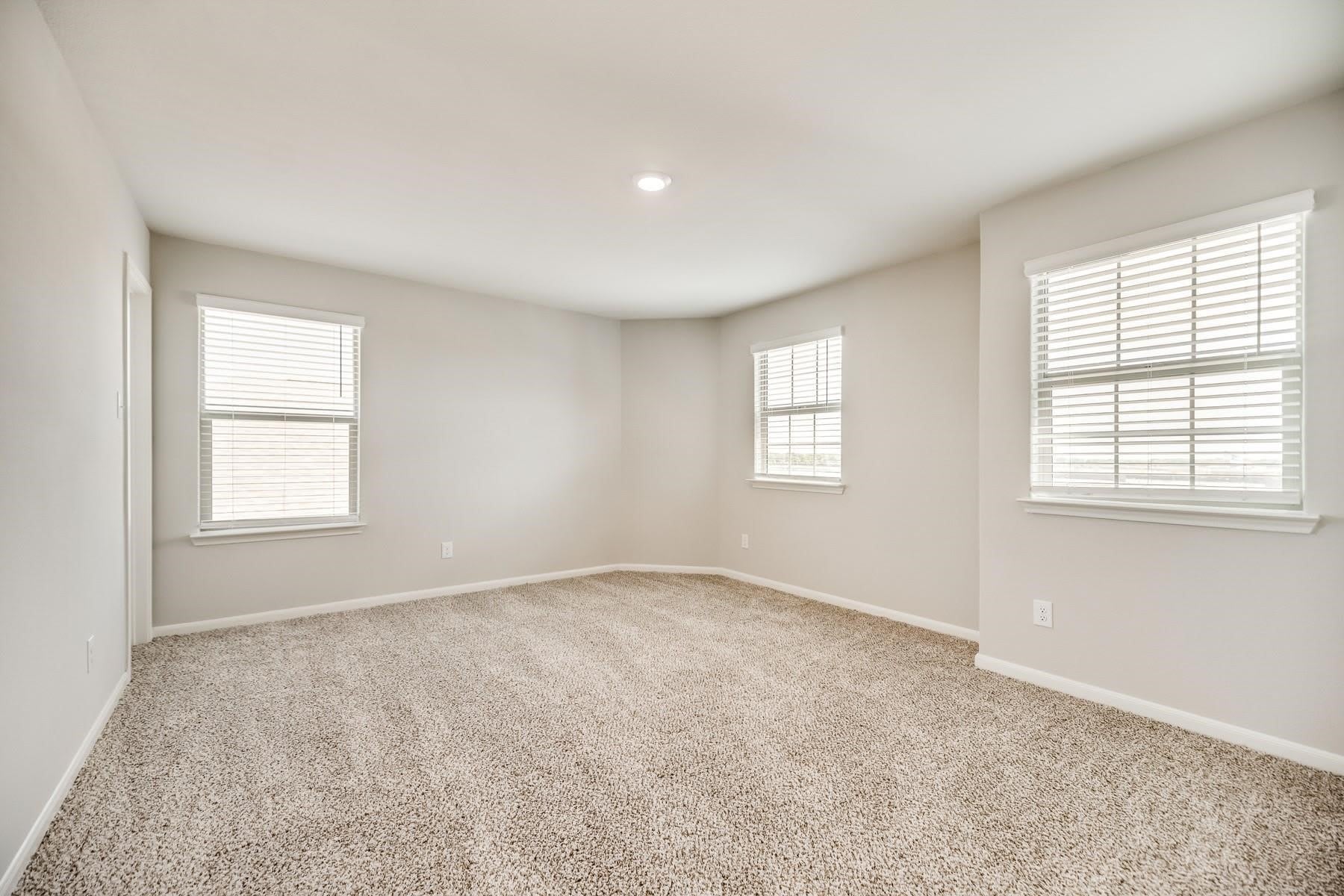 1905 Mckee Court – photo 3