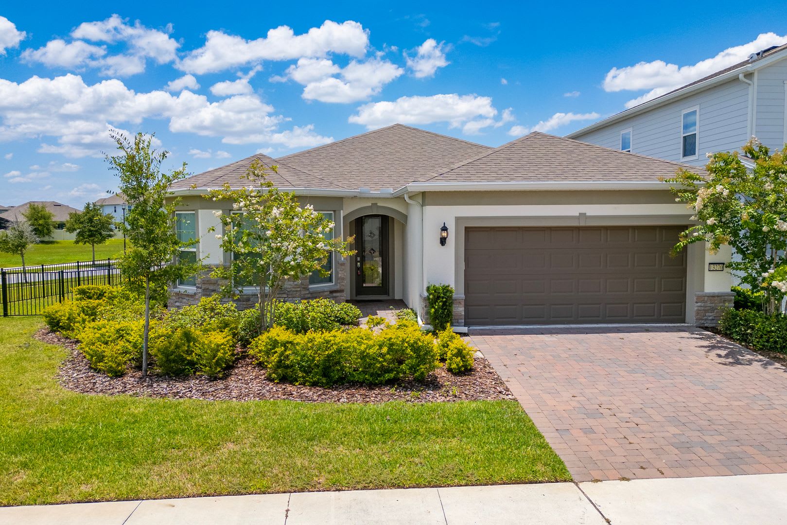 Ready To Move In Isle Of Lake Nona One Story 4 Bedrooms 3 Full Bathrooms – photo 1