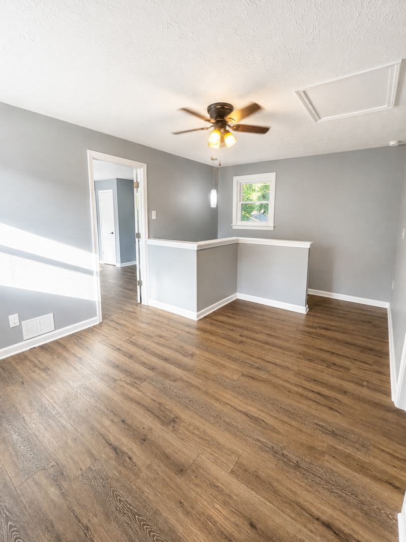 Beautifully Renovated 3BR/2BA Home – photo 4